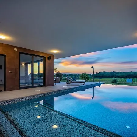 Felice Novigrad Villa Bužinija