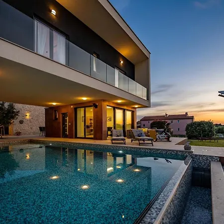 Felice Novigrad Villa *