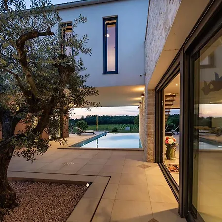 Felice Novigrad Villa Bužinija