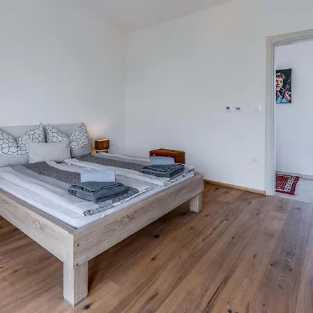 Felice Novigrad Bužinija